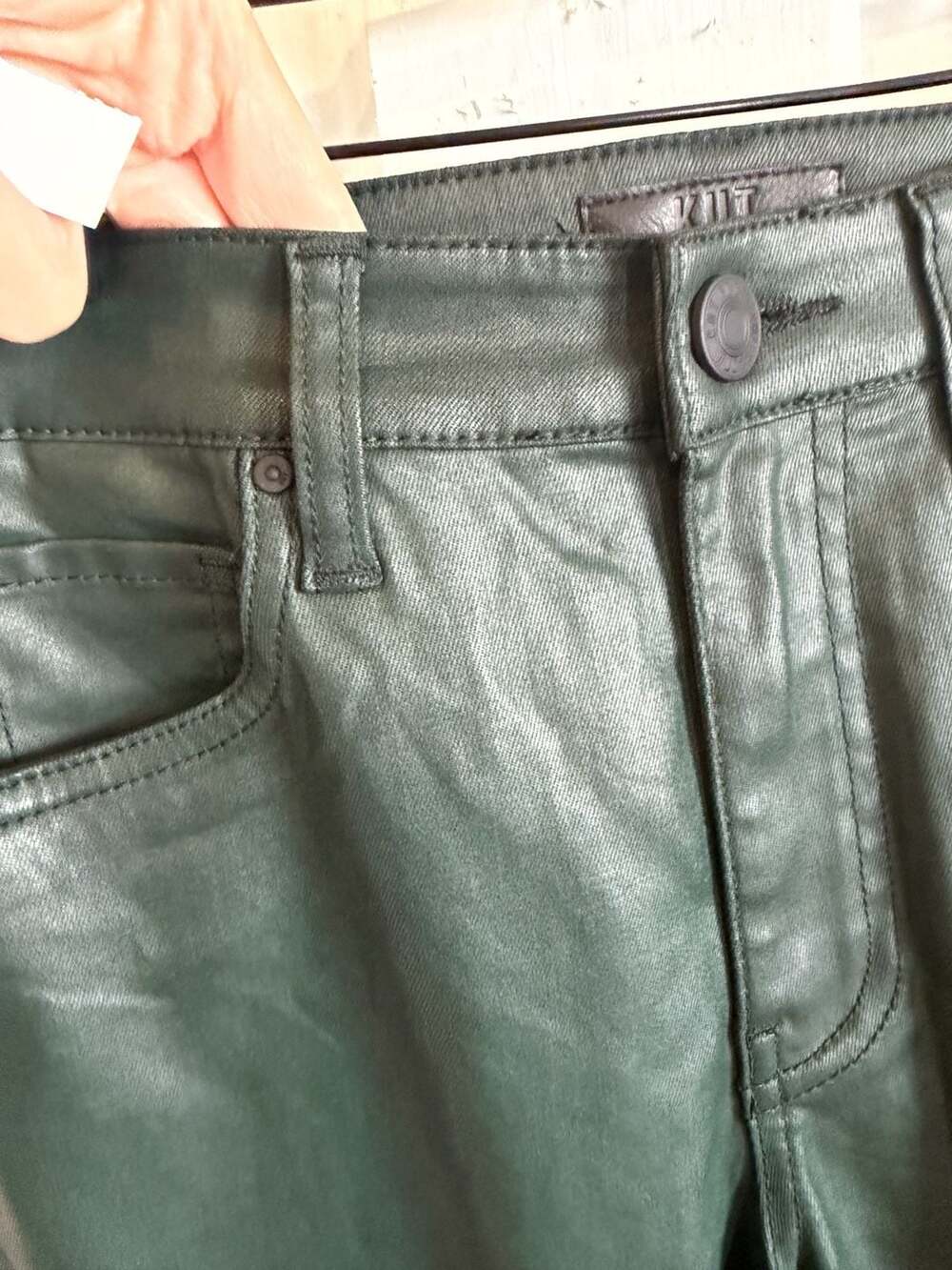 Kut From The Kloth Kelsey Jeans Coated Green Kick Flare NWT - Picture 7 of 8